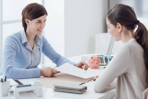 Emerald Lake Hills, CA Loan Agency Company